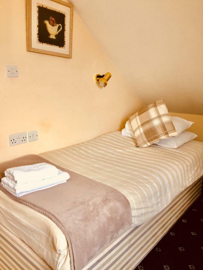 Trevelyan Hotel Ilford Esterno foto
